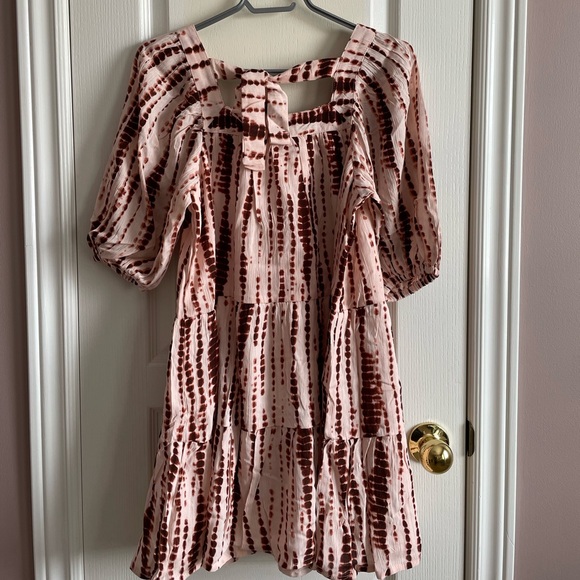 NWT Violet Romance Petite square neck tiered mini smock dress in tie dye - Picture 8 of 8